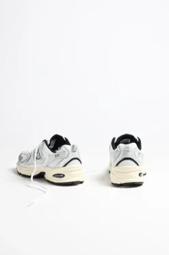 Femme New Balance Baskets 530 En Blanc