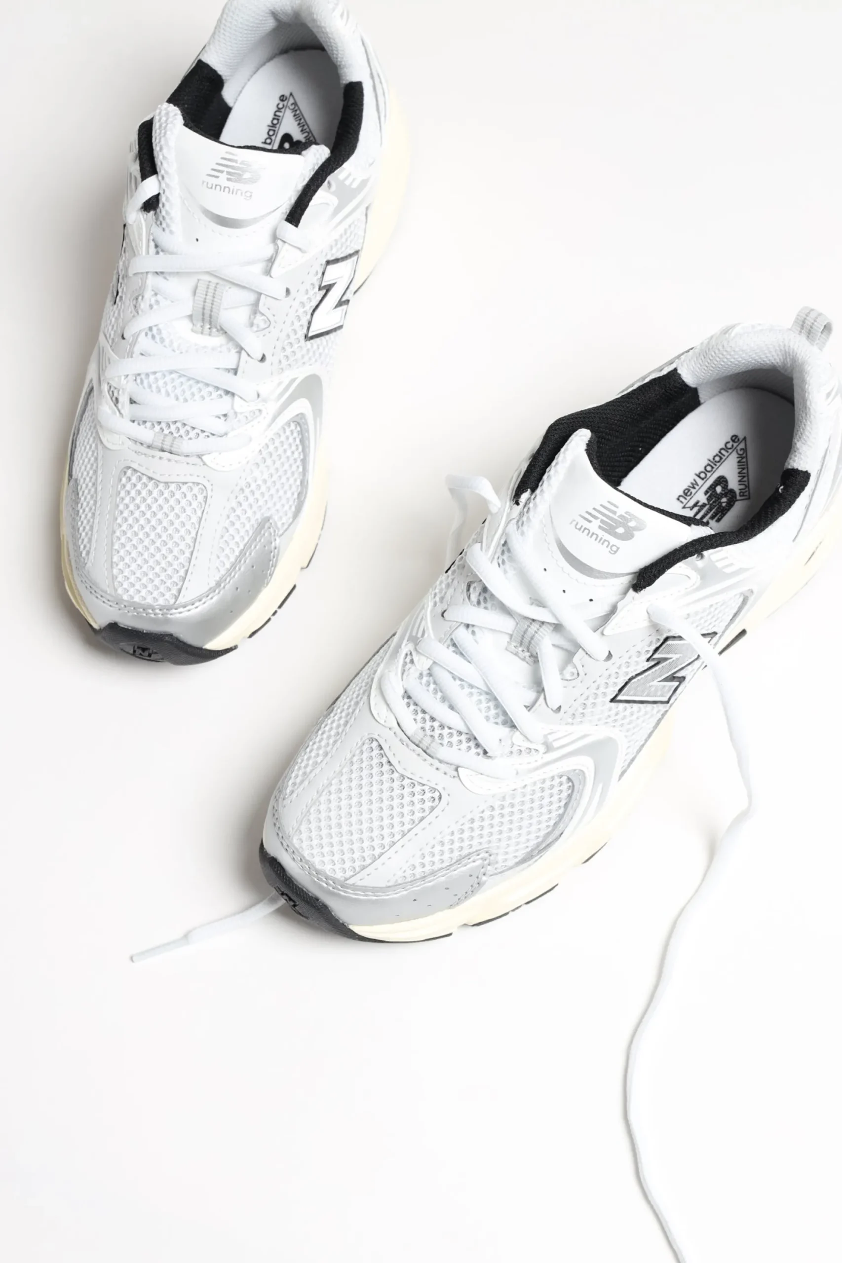 Femme New Balance Baskets 530 En Blanc
