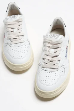 Femme Autry Baskets 01 Low En Blanc/Noir