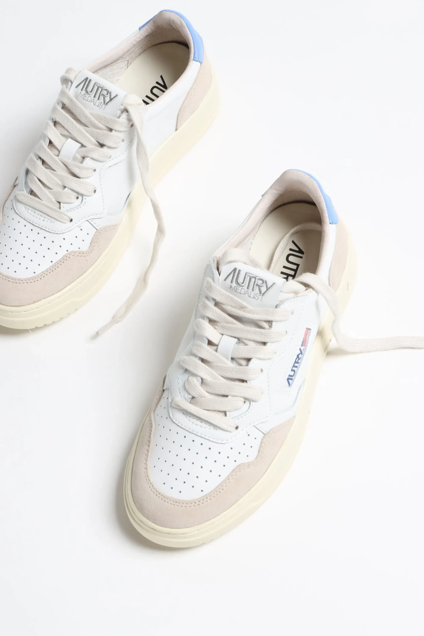 Femme Autry Baskets 01 Low Suede En Blanc/Vista