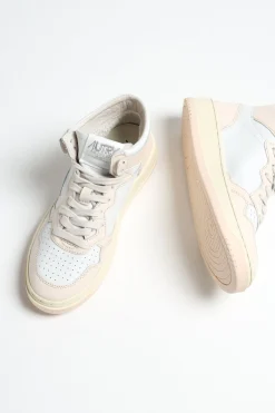 Femme Autry Baskets Bicolor Up Mid En Blanc/Givre
