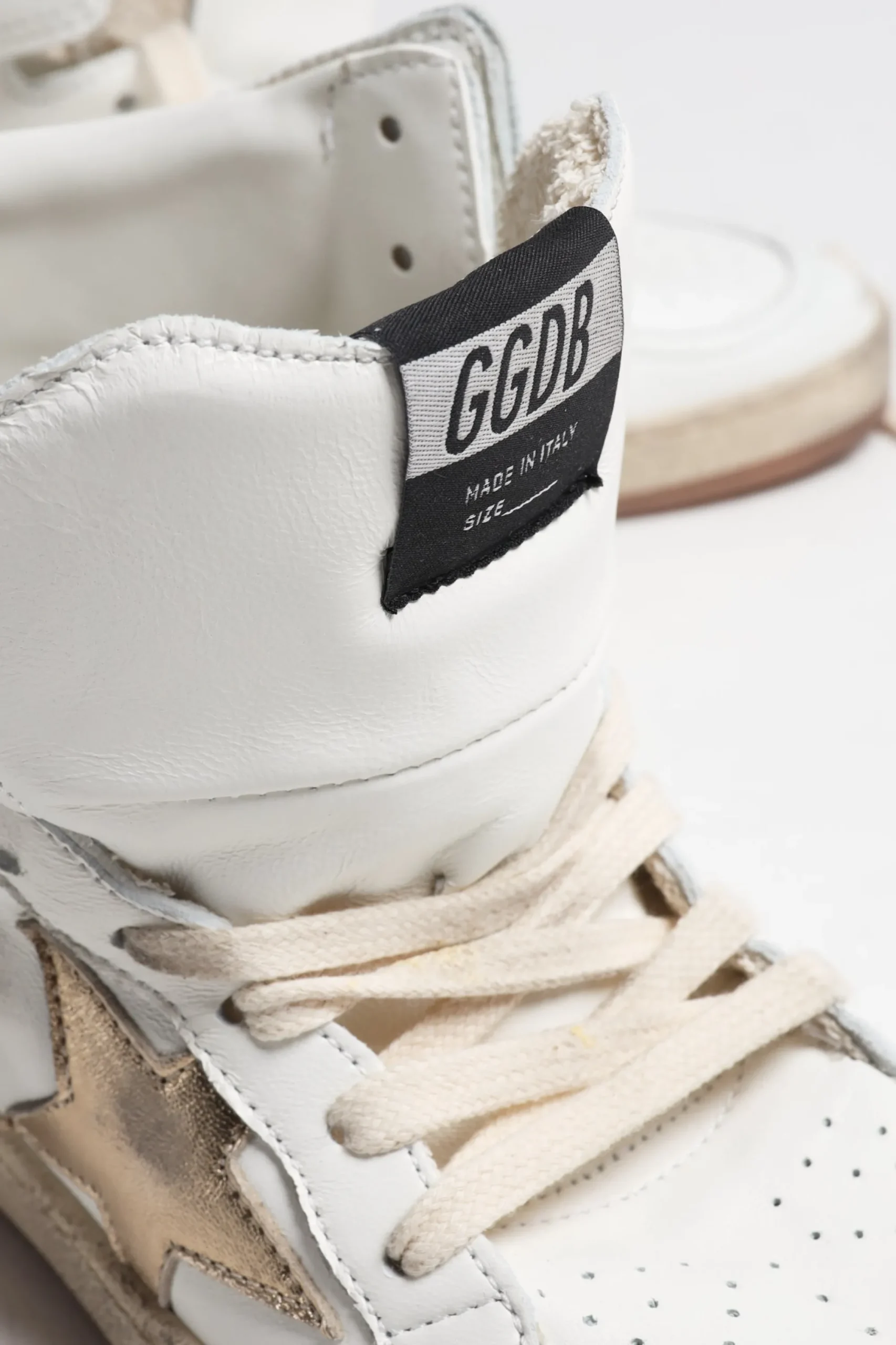 Femme Golden Goose Baskets Sky Star En Blanc/Or Fonce