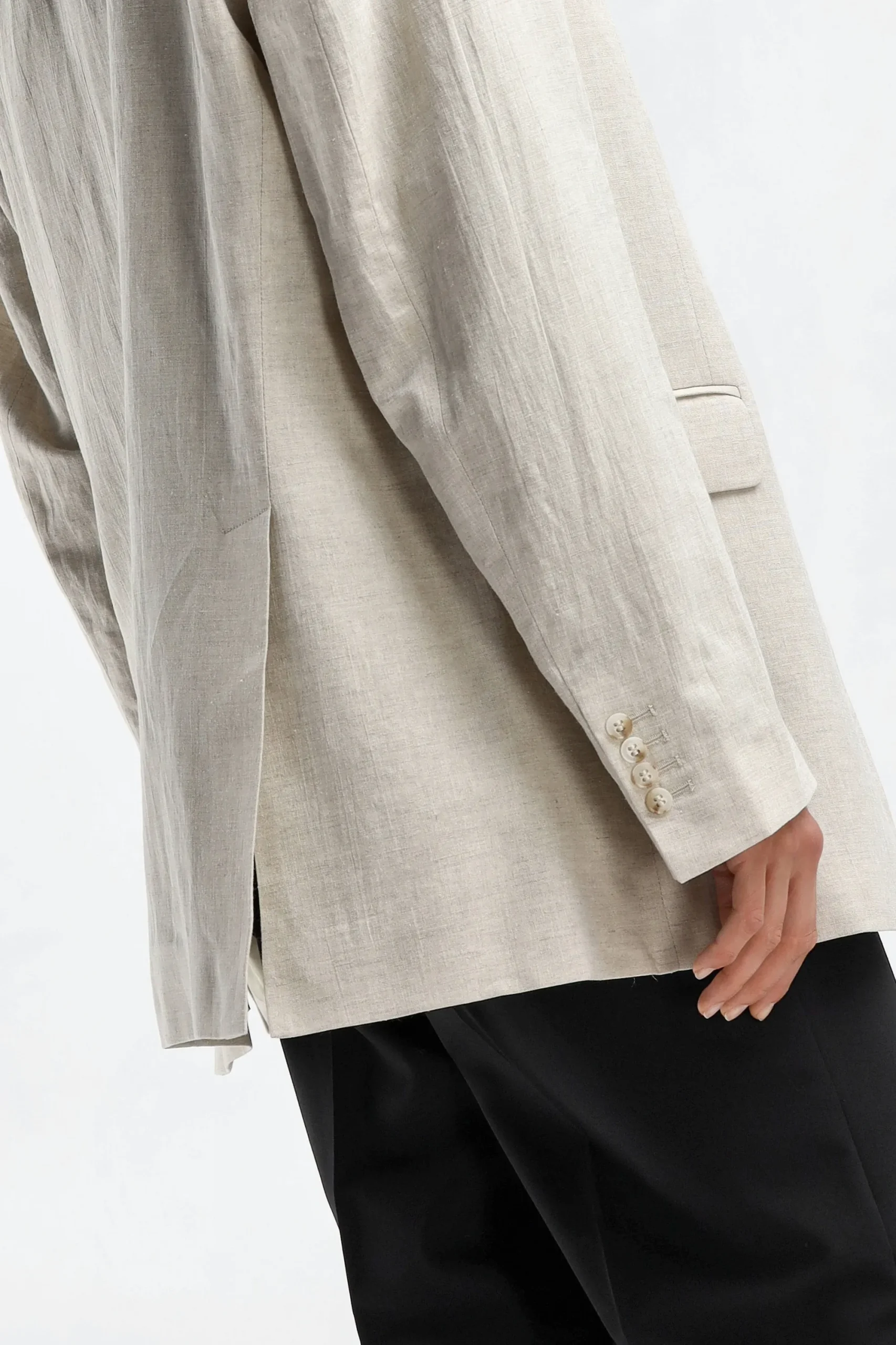 Femme by Aylin Koenig Blazer En Lin Charles En Ecru