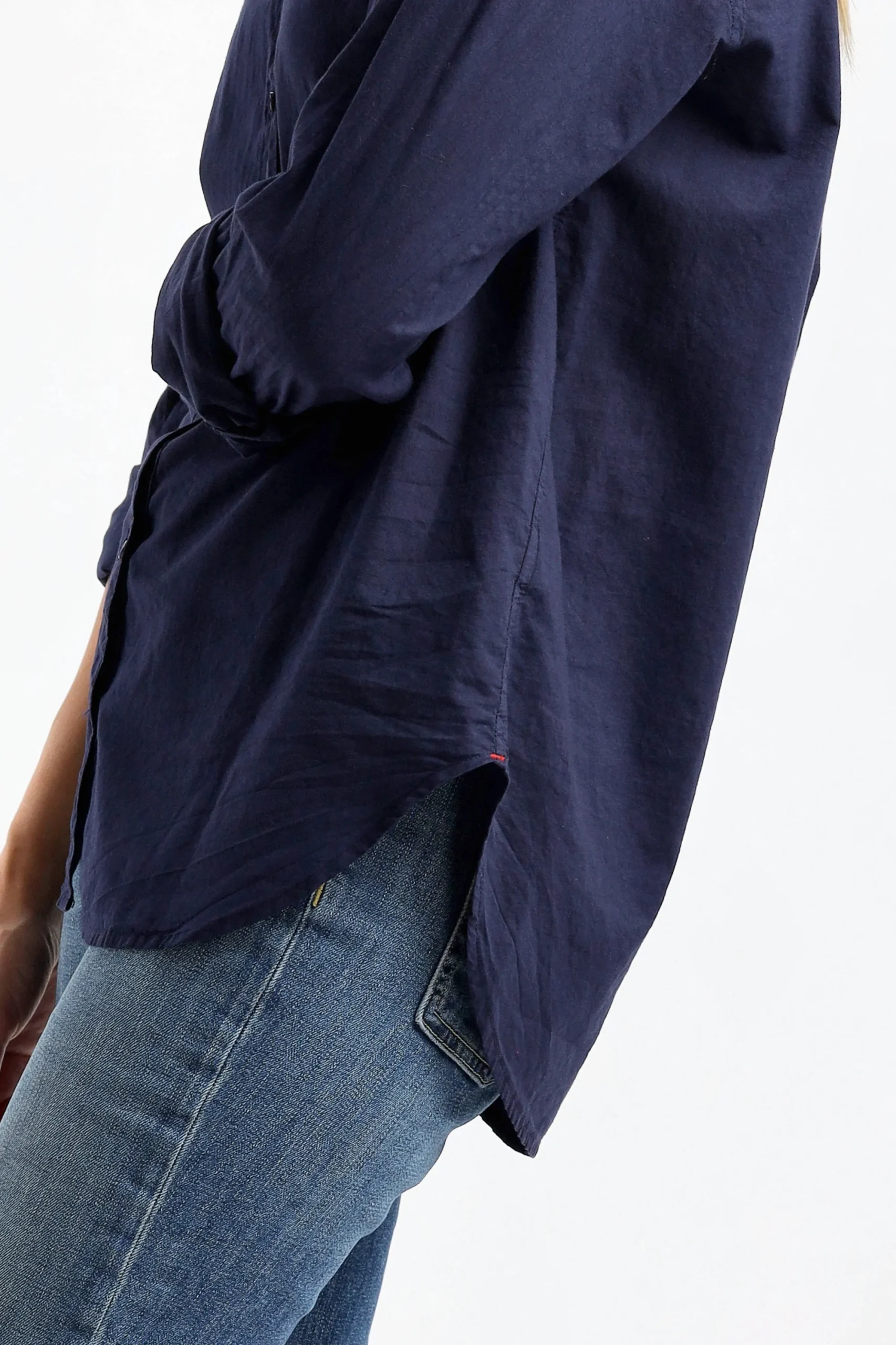 Femme Xirena Blouse Beau In Deep Blue