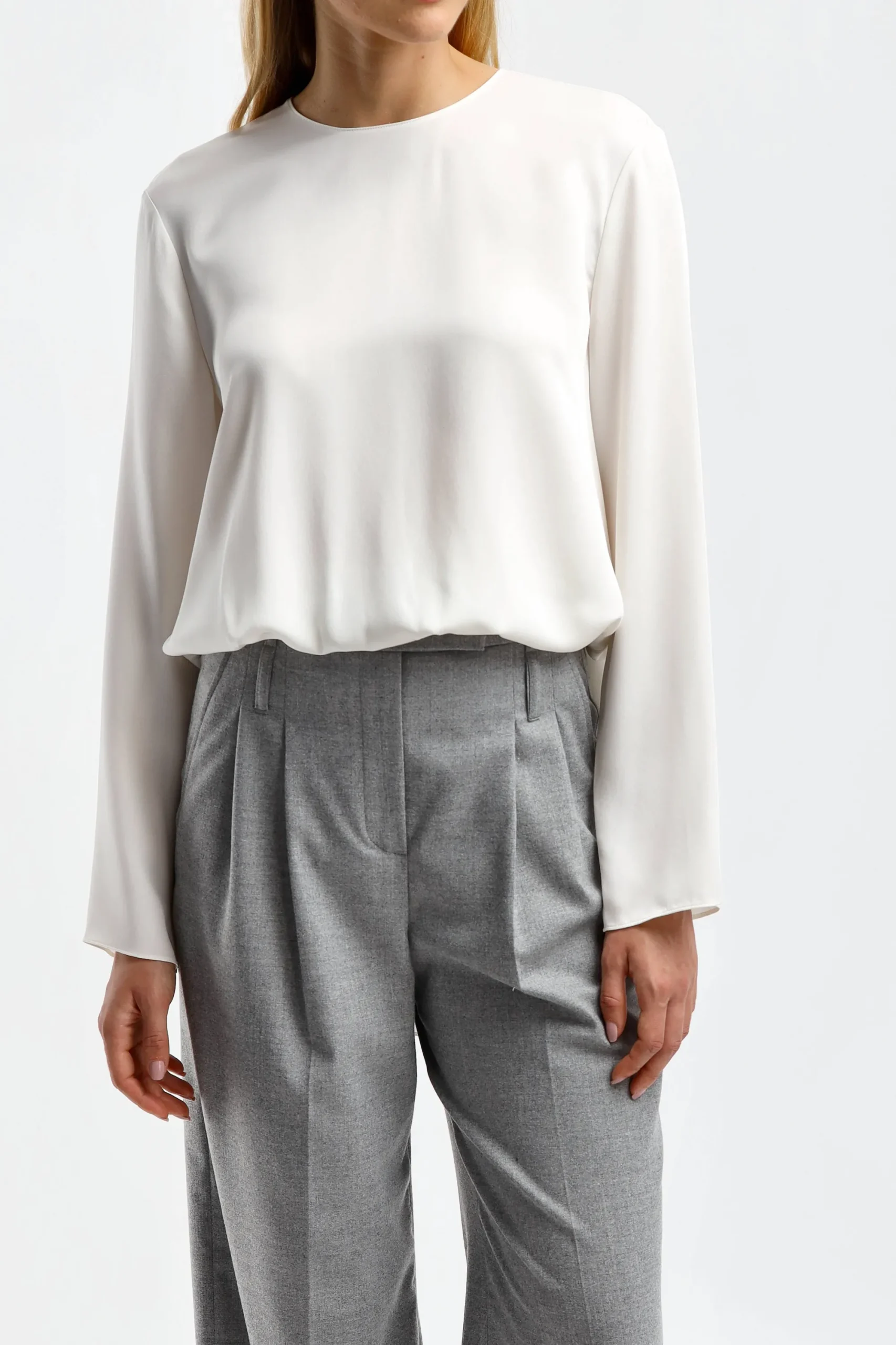 Femme Theory Blouse Cape En Ivoire