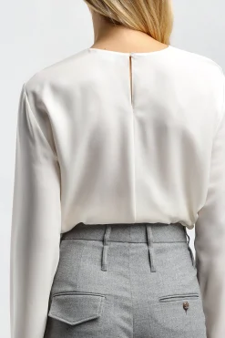 Femme Theory Blouse Cape En Ivoire