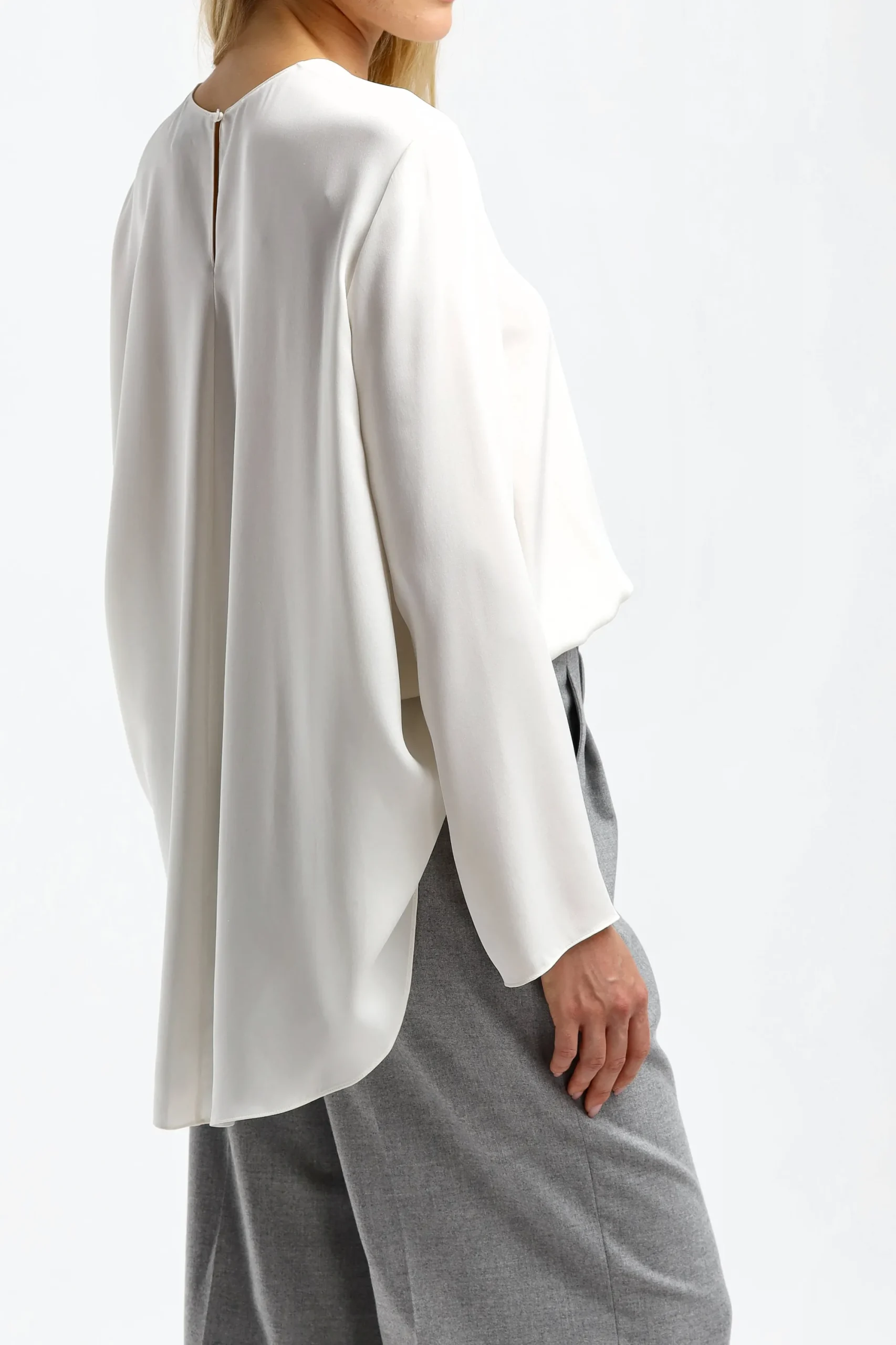 Femme Theory Blouse Cape En Ivoire