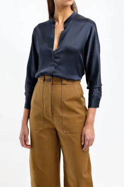 Femme Vince Blouse En Soie Band Collar In Coastal Blue