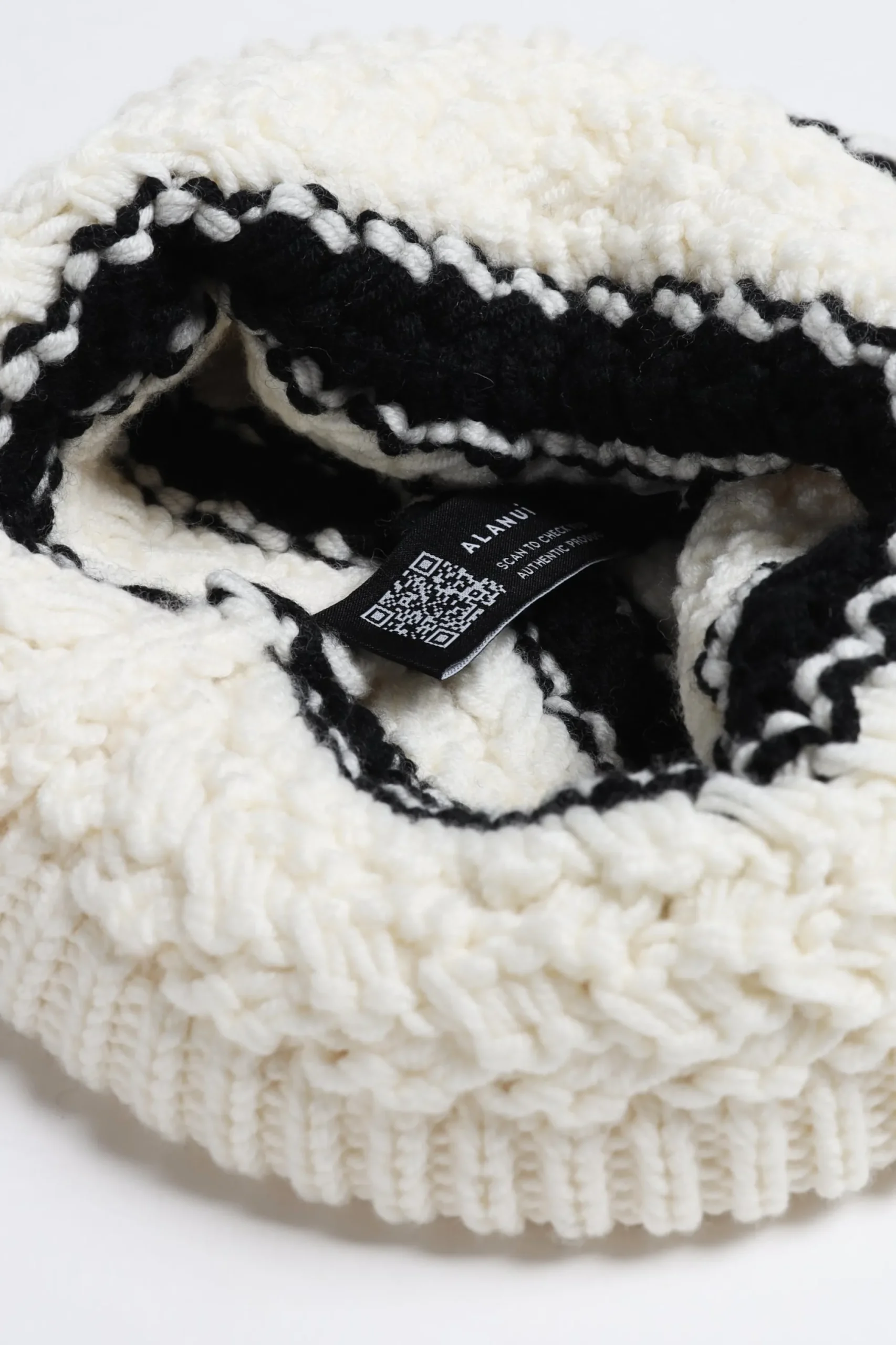 Femme Alanui Bonnet Mariner En Noir/Chalc