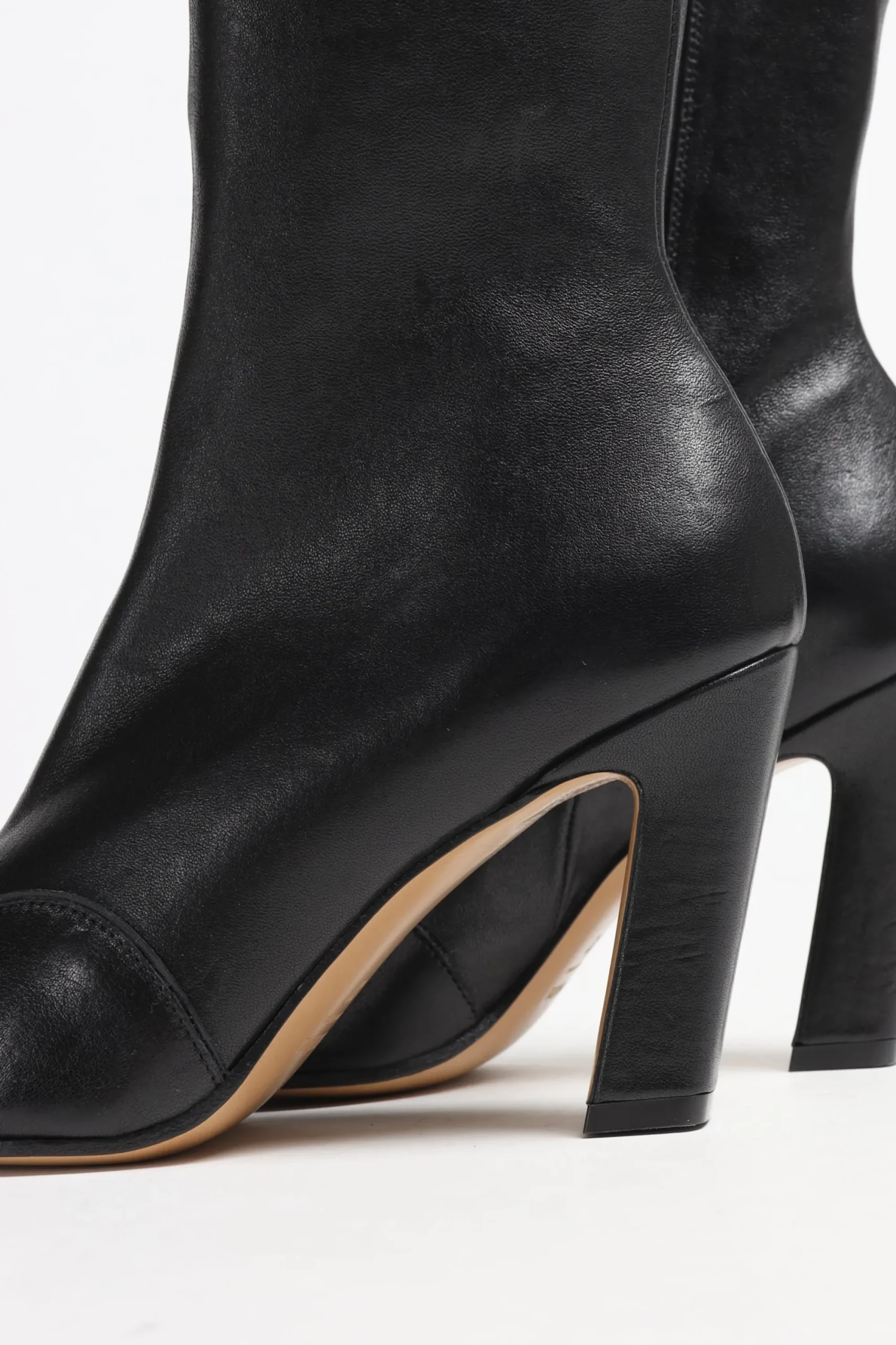 Femme Khaite Bottines Dallas Stretch En Noir