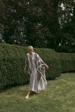 Femme Michael Kors Collection Caftan Python En Taupe