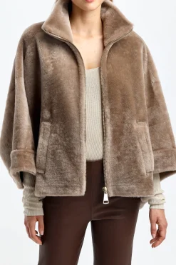 Femme Jadia Cape Charly En Beige