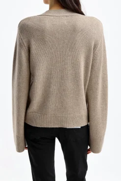 Femme Lisa Yang Cardigan Danni A Mole