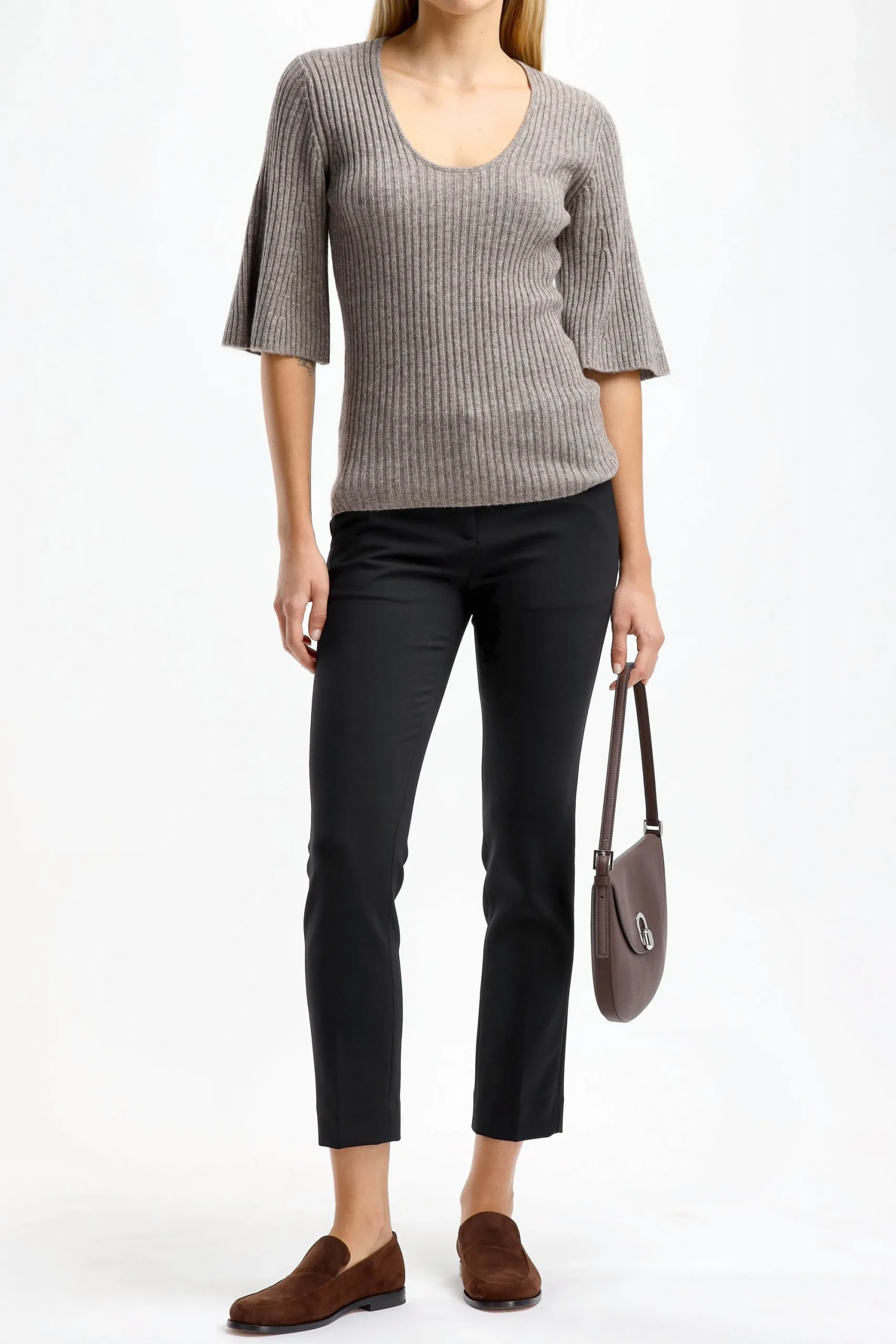 Femme Nine In The Morning Chino Breezy En Noir