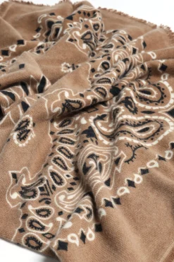 Femme Kujten Echarpe Hachiko A Caramelo