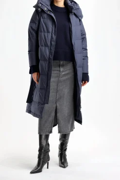 Femme Yves Salomon Manteau De Duvet Ultralight In Midnight