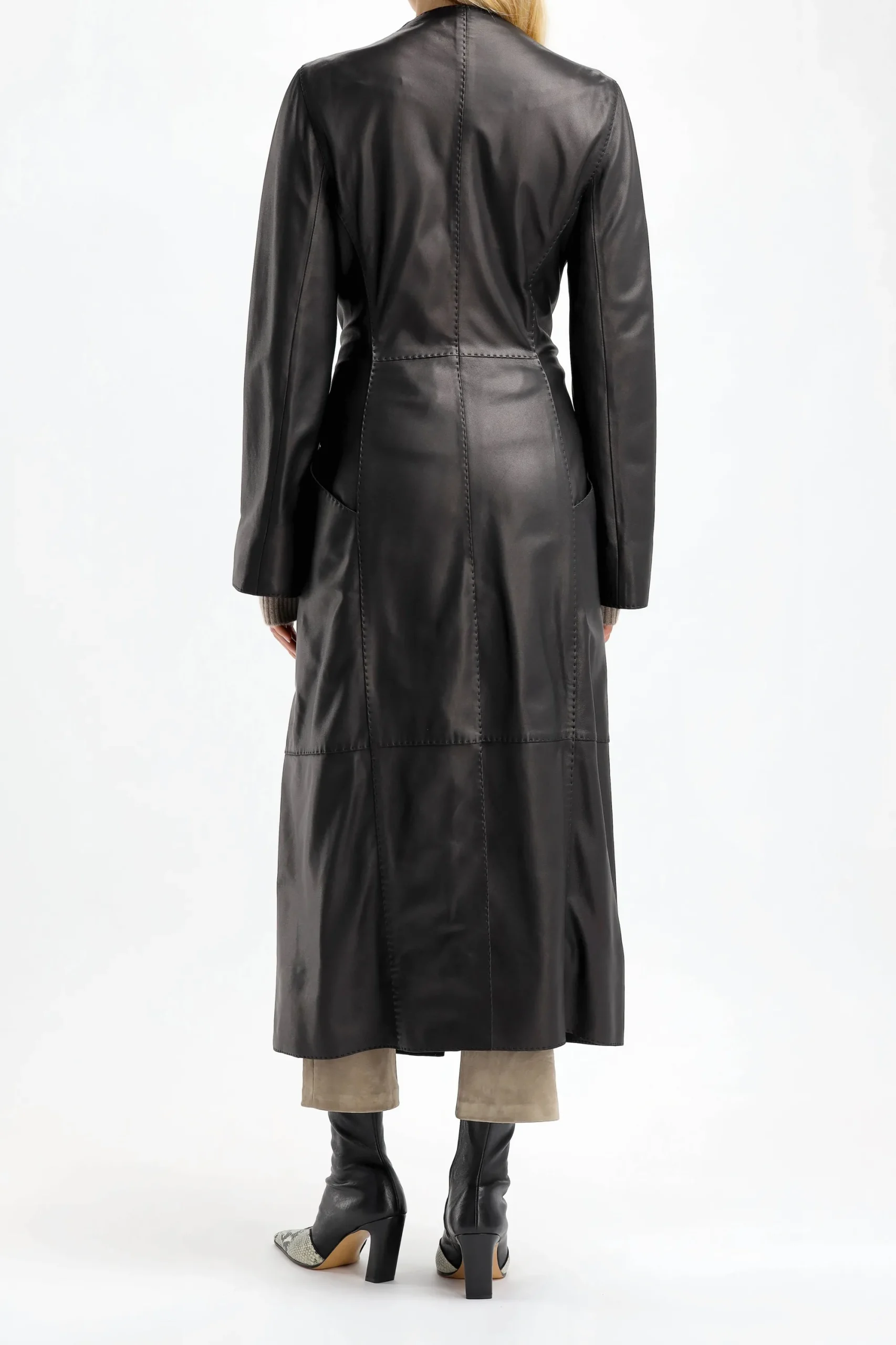 Femme by Malene Birger Manteau En Cuir Sirrena En Noir
