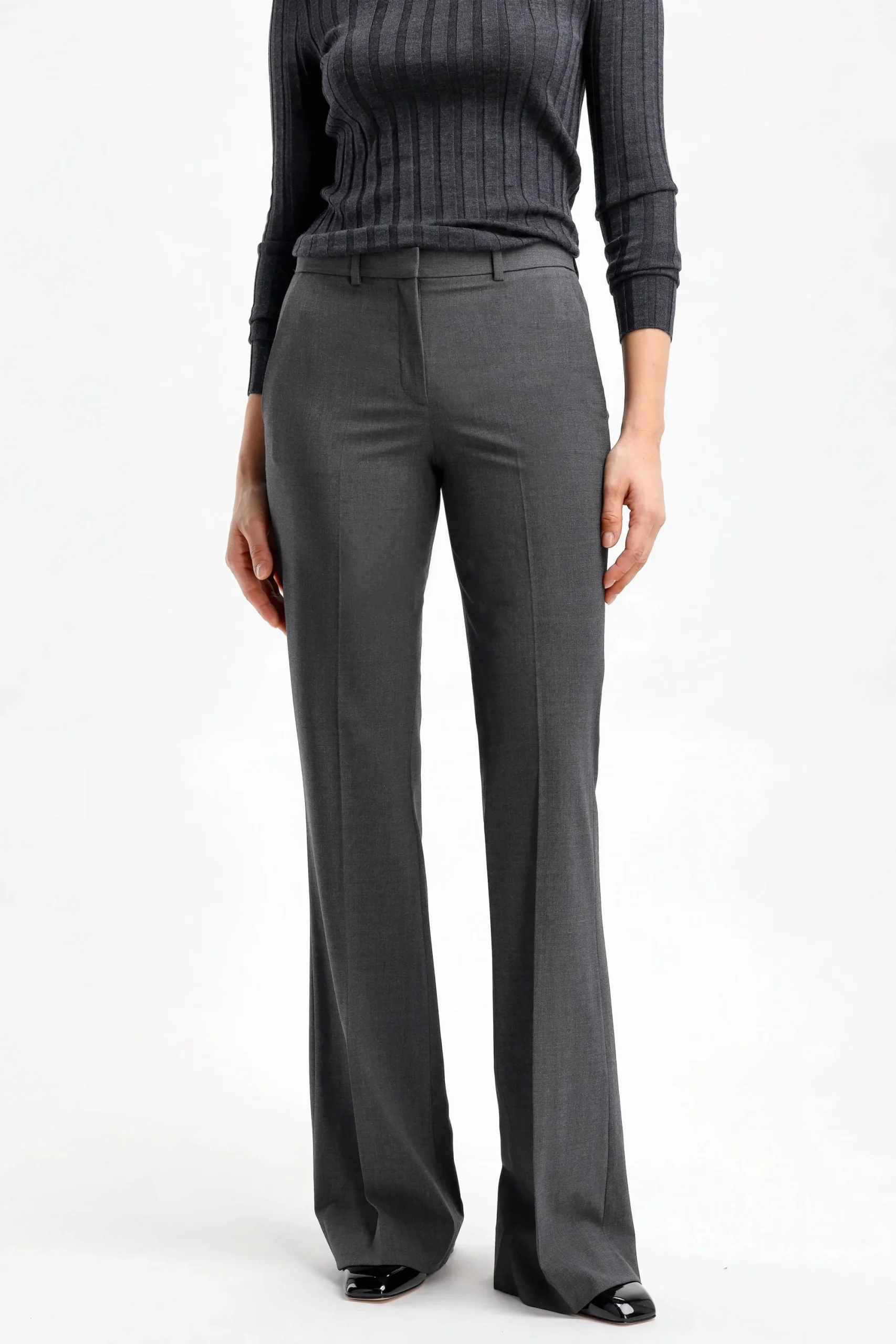 Femme Theory Pantalon Demitria Mid En Charcoal