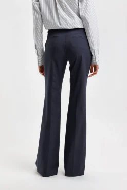 Femme Theory Pantalon Demitria Mid En Nocturne Navy