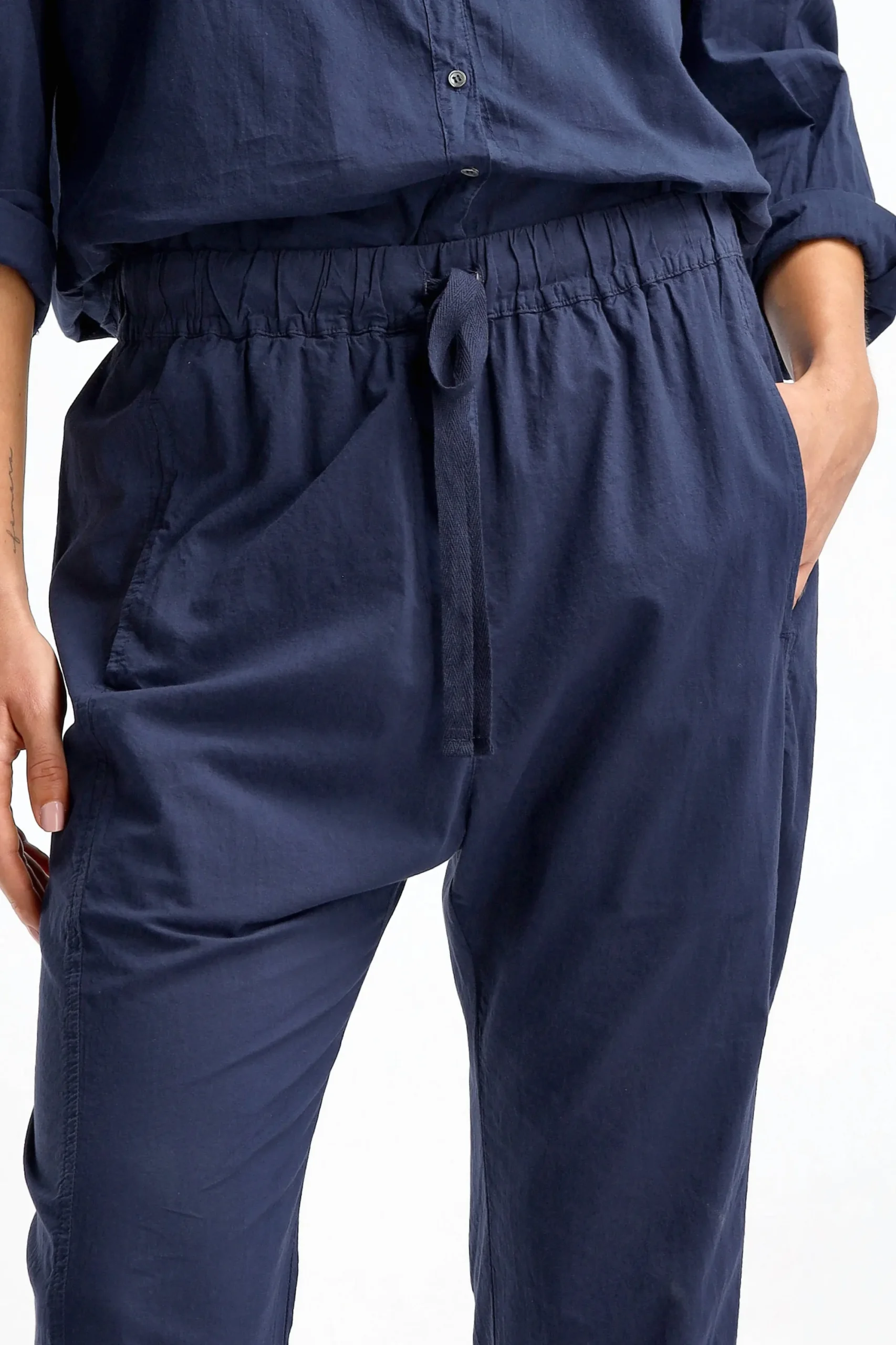 Femme Xirena Pantalon Draper En Bleu Marine