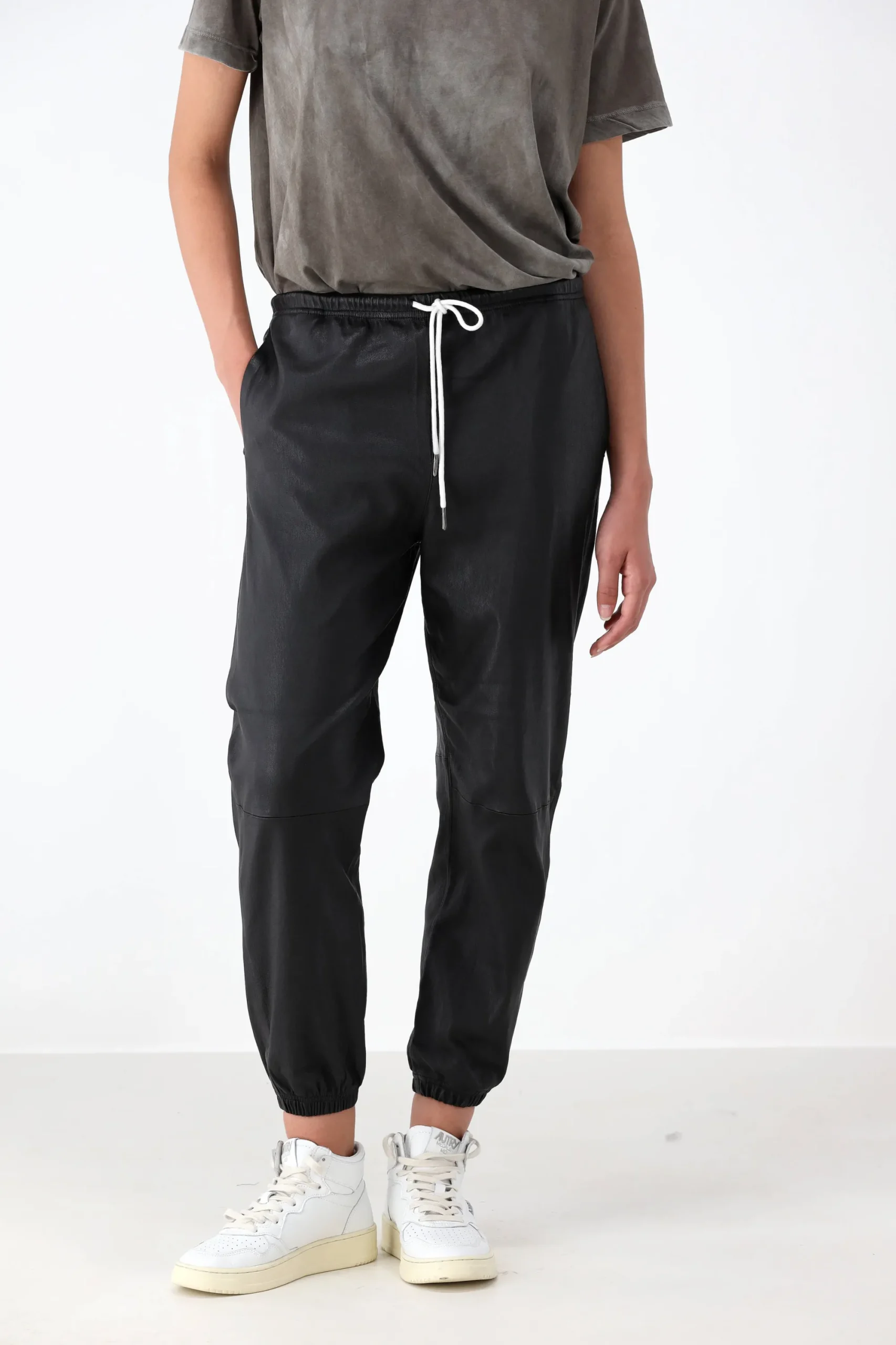 Femme SPRWMN Pantalon En Cuir Jogger En Noir
