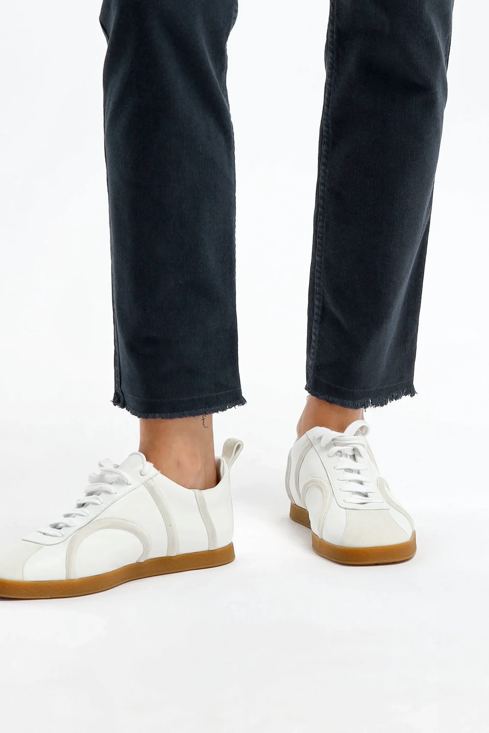 Femme Nili Lotan Pantalon En Velours Cotele Jenna Dans Dark Navy