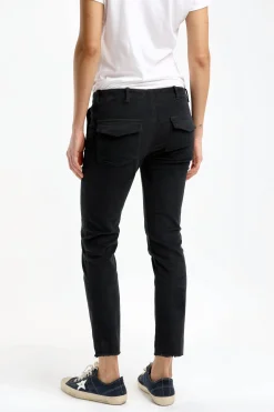 Femme Nili Lotan Pantalon En Velours Cotele Jenna In Jet Black