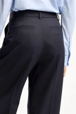 Femme Nili Lotan Pantalon Flavie En Marine Fonce