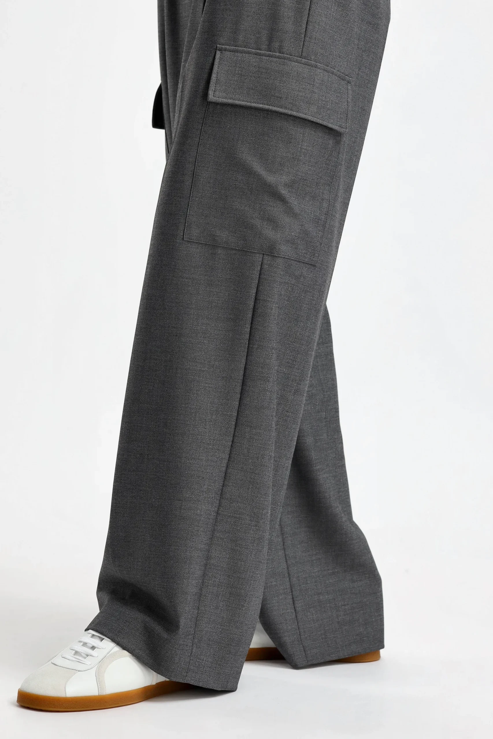 Femme Seductive x Anita Hass Pantalon Frankie En Gris Fonce