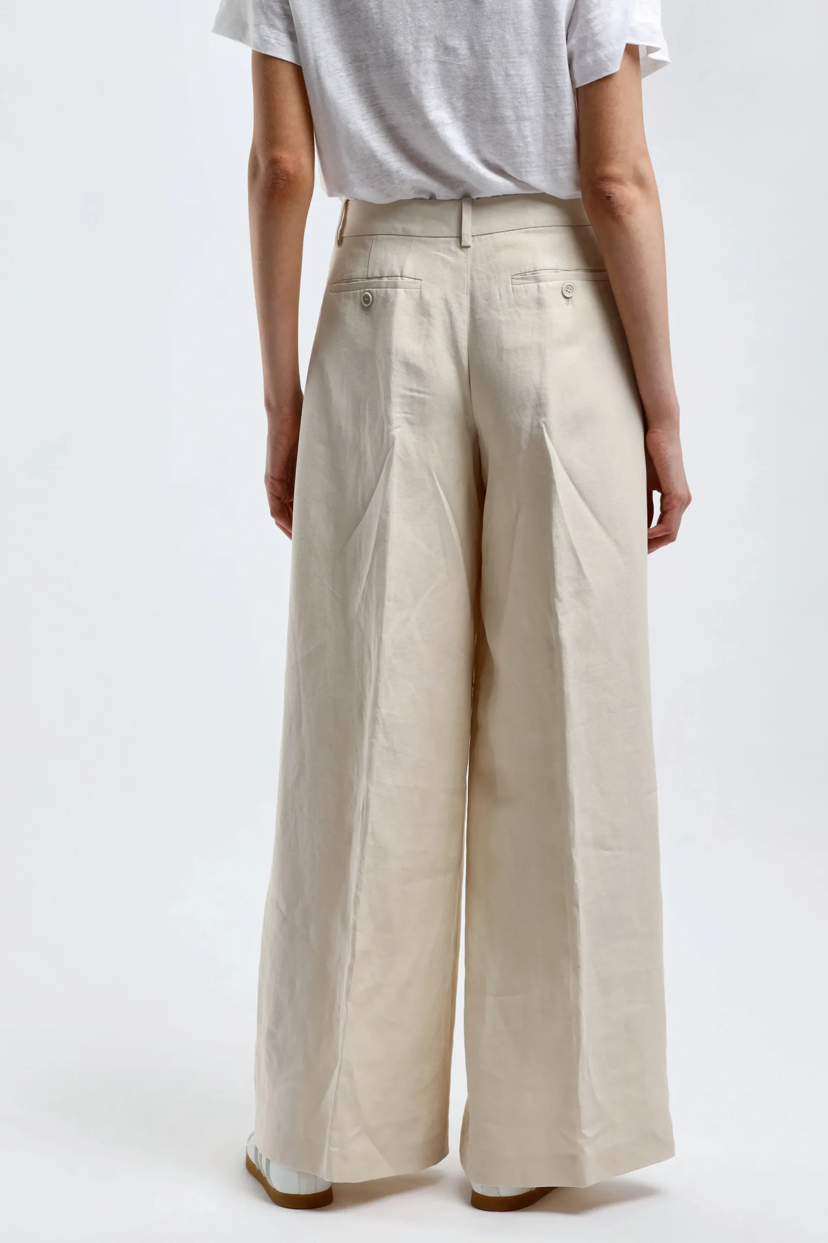 Femme Theory Pantalon Low Rise In Bone