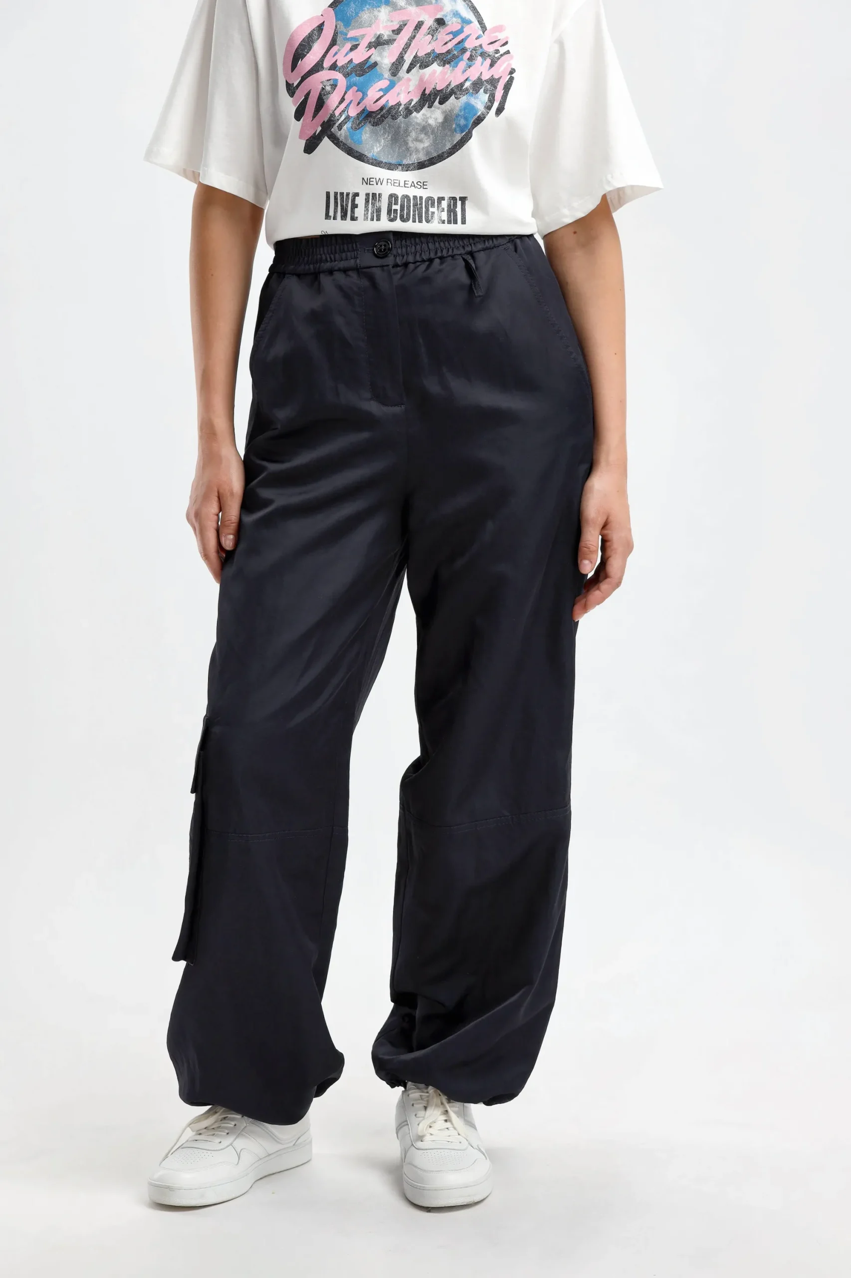 Femme Dorothee Schumacher Pantalon Slouchy Coolness En Marine Fonce