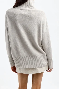 Femme Lisa Yang Pull Heidi En Pierre