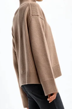 Femme Van Kukil Pull Oceane En Cafe Belge