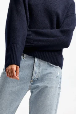 Femme Lisa Yang Pull Sony En Bleu Marine