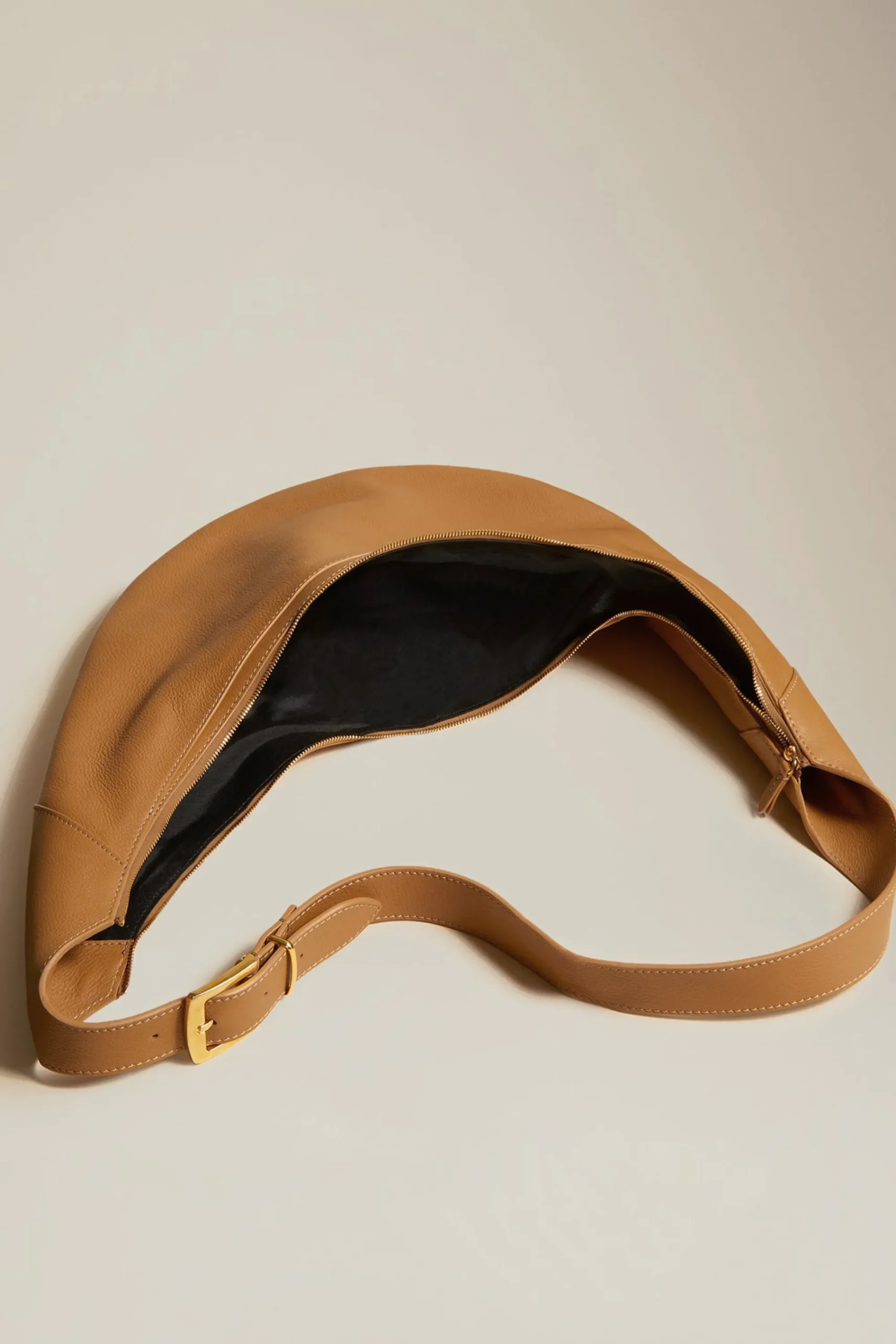 Femme Khaite Sac August Hobo En Nougat