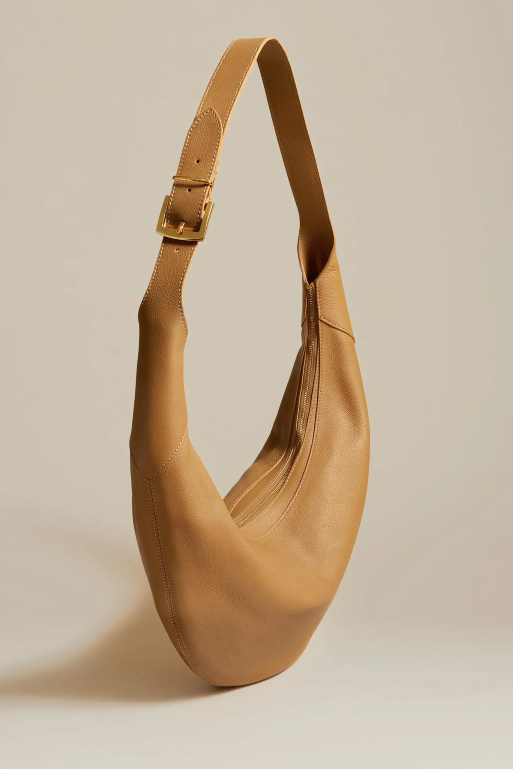 Femme Khaite Sac August Hobo En Nougat