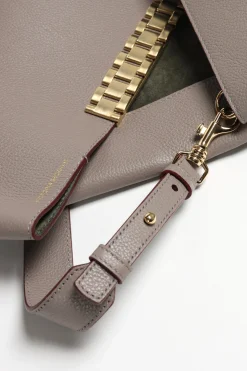 Femme Victoria Beckham Sac Soft Flap Xl En Taupe