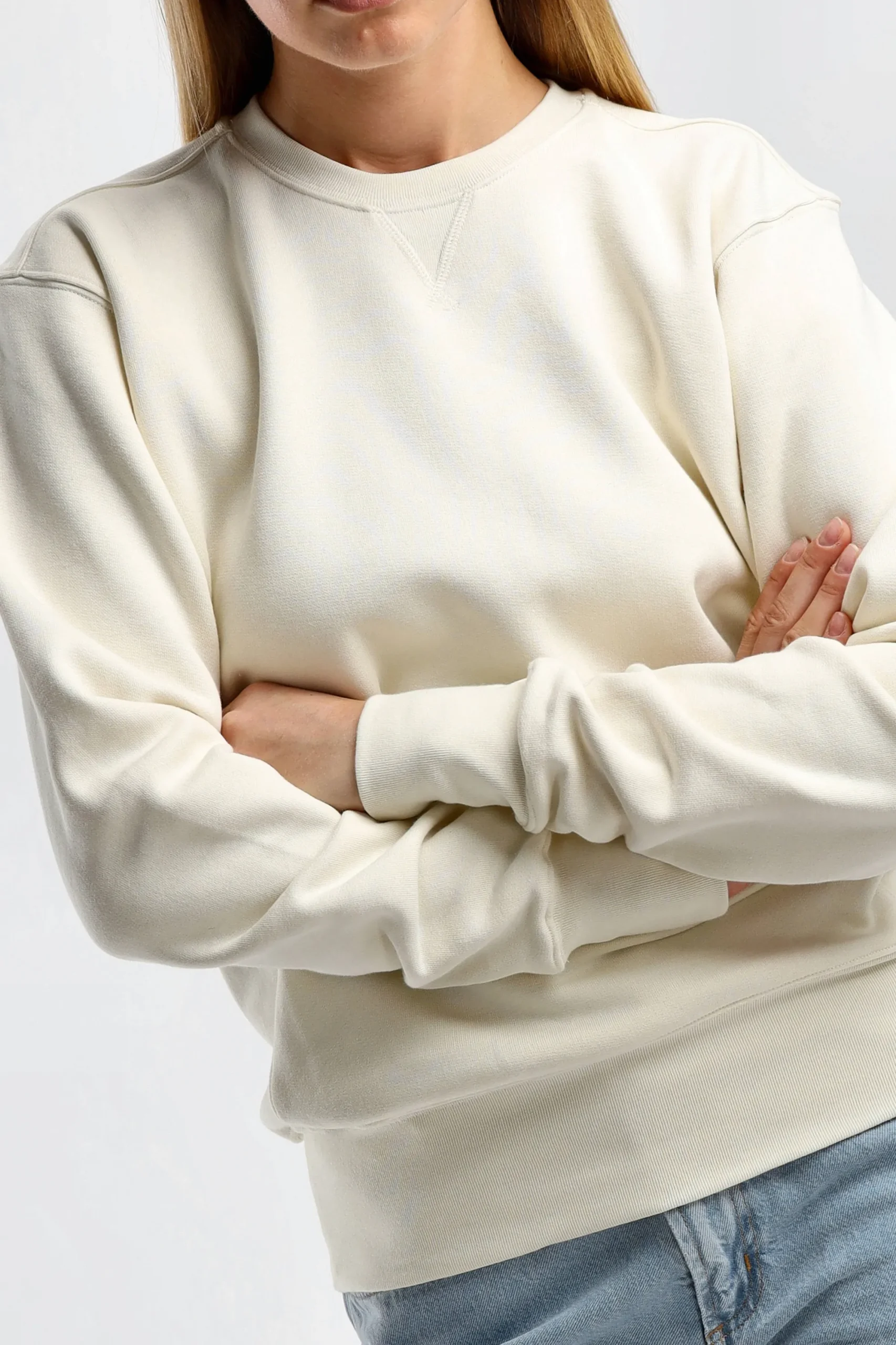 Femme Toteme Sweat-Shirt Ras Du Cou En Blanc Casse