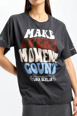 Femme Lala Berlin T-Shirt Colin In Every Moment